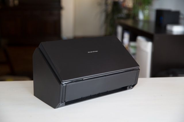 fujitsu-ix500-document-scanner-4